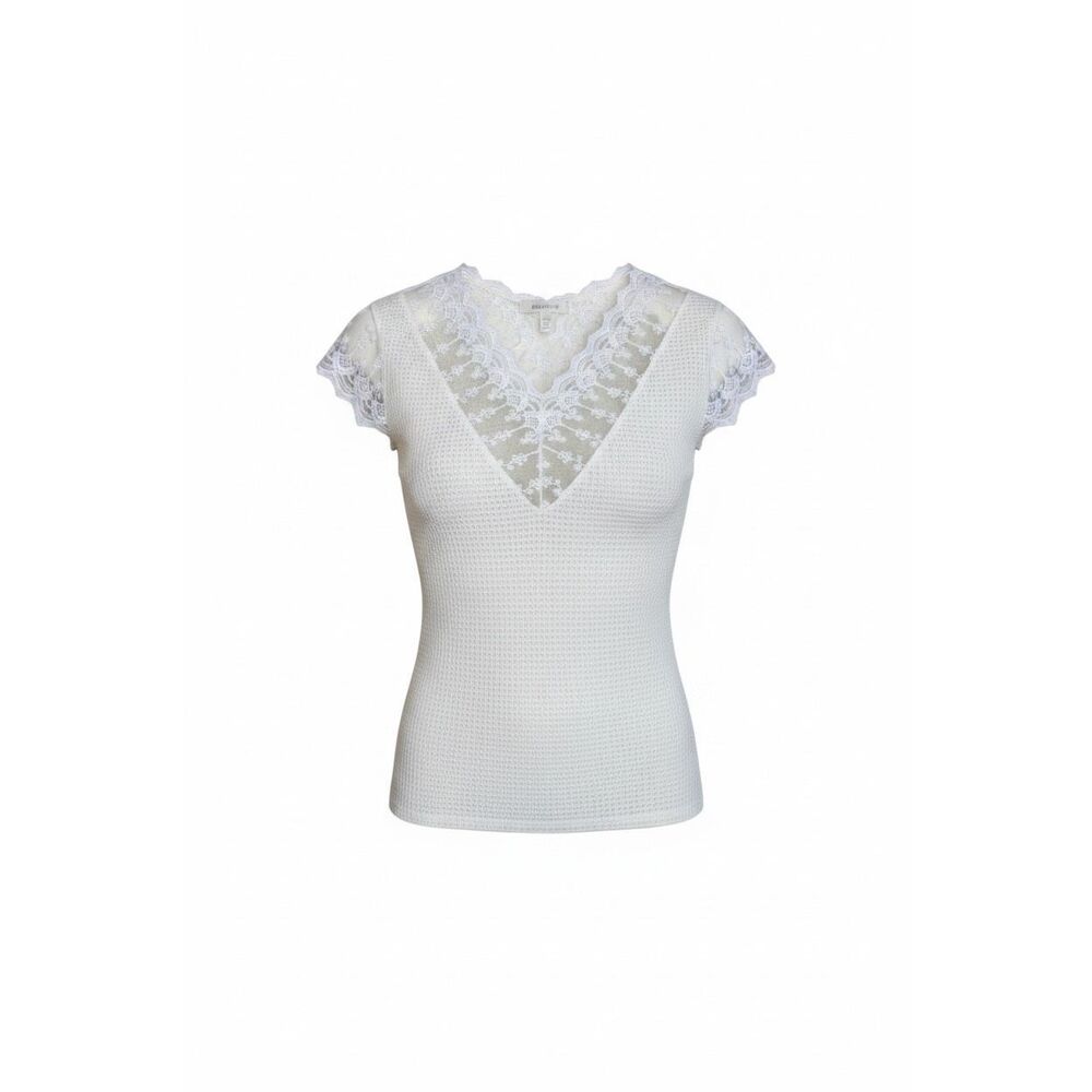 NWOT Short Sleeve V-Neck Embroidered Lace Trim Knit Blouse Top Ivory Size Medium
